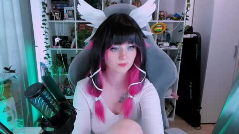 Clementine  Clem  online show from 23, 4, 2026