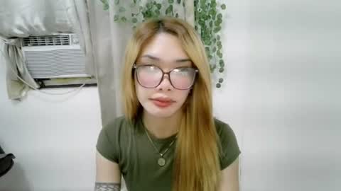 ohmyalessandraxcx online show from 29, 11, 2025