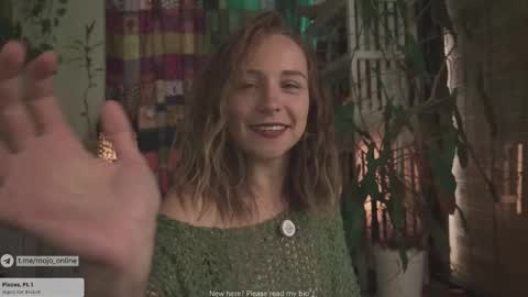 Snapshot of ohmymojo chatting on 23, 12, 2025 Mo online show from 23, 12, 2025