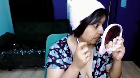 Snapshot of ohmysqueak chatting on 21, 4, 2026 ohmysqueak online show from 21, 4, 2026