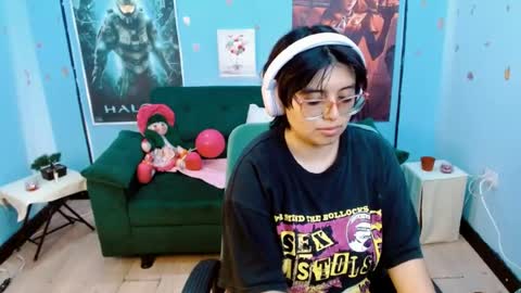 Snapshot of ohmysqueak chatting on 8, 5, 2026 ohmysqueak online show from 8, 5, 2026