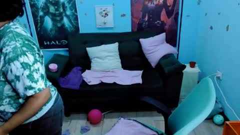 Snapshot of ohmysqueak chatting on 19, 5, 2026 ohmysqueak online show from 19, 5, 2026