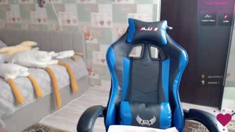 Eve every day Moscow time from 8 am to 16 pm online show from 2, 3, 2026