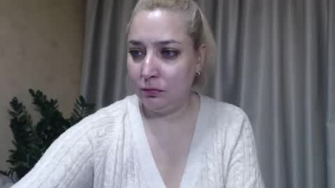 Snapshot of ohsweetiren chatting on 21, 11, 2025 Iren online show from 21, 11, 2025