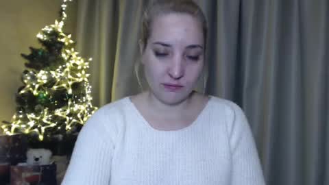 Snapshot of ohsweetmari chatting on 26, 12, 2024 Mari online show from 26, 12, 2024