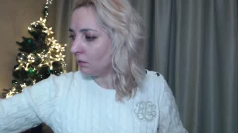 Snapshot of ohsweetmari chatting on 1, 1, 2025 Mari online show from 1, 1, 2025