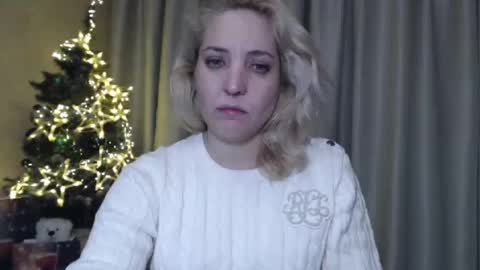 Snapshot of ohsweetmari chatting on 1, 1, 2025 Mari online show from 1, 1, 2025