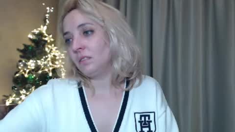 Snapshot of ohsweetmari chatting on 3, 1, 2025 Mari online show from 3, 1, 2025