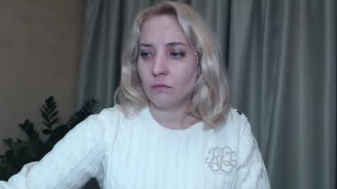 Snapshot of ohsweetmari chatting on 9, 1, 2025 Mari online show from 9, 1, 2025