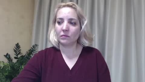 Snapshot of ohsweetmari chatting on 19, 1, 2025 Mari online show from 19, 1, 2025