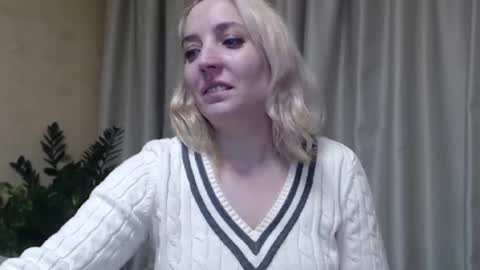 Snapshot of ohsweetmari chatting on 23, 1, 2025 Mari online show from 23, 1, 2025