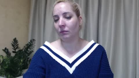 Snapshot of ohsweetmari chatting on 24, 1, 2025 Mari online show from 24, 1, 2025