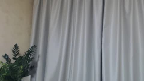 Snapshot of ohsweetmari chatting on 1, 2, 2025 Mari online show from 1, 2, 2025
