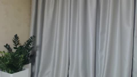 Snapshot of ohsweetmari chatting on 4, 2, 2025 Mari online show from 4, 2, 2025