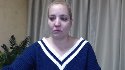Snapshot of ohsweetmari chatting on 7, 2, 2025 Mari online show from 7, 2, 2025