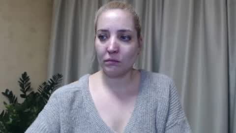Snapshot of ohsweetmari chatting on 16, 2, 2025 Mari online show from 16, 2, 2025