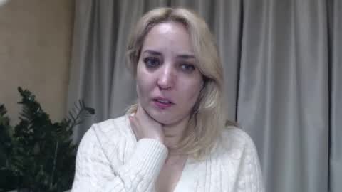 Snapshot of ohsweetmari chatting on 14, 10, 2025 Mari online show from 14, 10, 2025