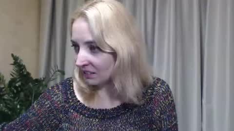Snapshot of ohsweetmari chatting on 30, 10, 2025 Mari online show from 30, 10, 2025