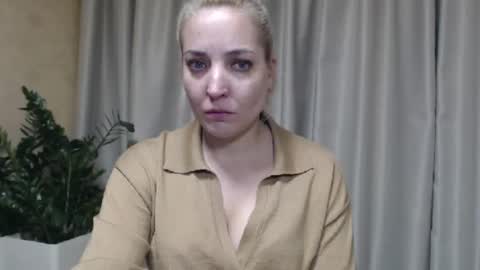 Snapshot of ohsweetmari chatting on 31, 10, 2025 Mari online show from 31, 10, 2025