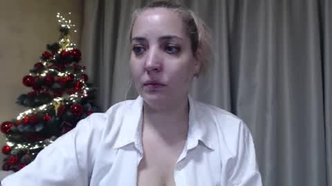 Snapshot of ohsweetmari chatting on 8, 1, 2026 Mari online show from 8, 1, 2026
