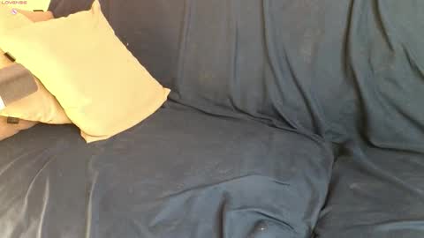 Yumi online show from 15, 11, 2025