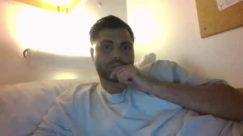 Snapshot of oilcockmassage chatting on 13, 1, 2026 Buri online show from 13, 1, 2026