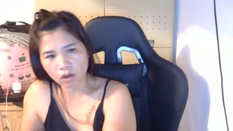 Snapshot of oinjer09 chatting on 4, 7, 2026 oinjer09 online show from 4, 7, 2026