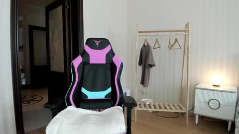            Welcome to my fans page  online show from 3, 3, 2025