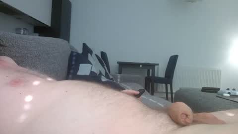 Snapshot of oldandgrey123 chatting on 18, 7, 2026 HeyIts Just Me online show from 18, 7, 2026