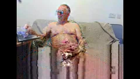 Snapshot of oldercock1411 chatting on 8, 11, 2025 oldercock1411 online show from 8, 11, 2025