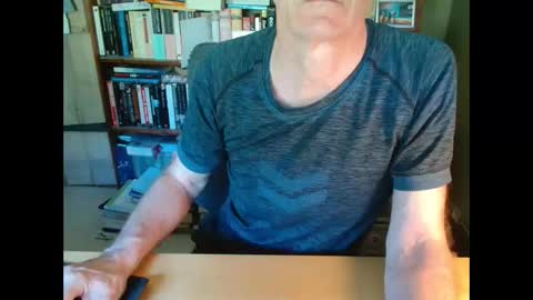 Snapshot of oldhairybastard chatting on 27, 5, 2026 oldhairybastard online show from 27, 5, 2026