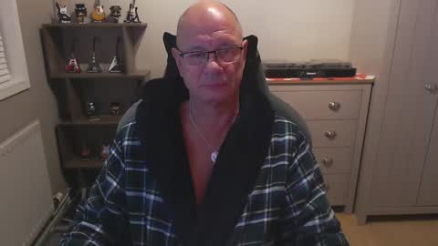 Snapshot of oldveteranuk chatting on 23, 9, 2025 oldveteranuk online show from 23, 9, 2025