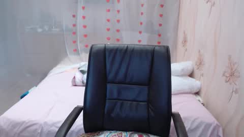 Snapshot of olgahottie chatting on 19, 9, 2025 OlgaHottie online show from 19, 9, 2025