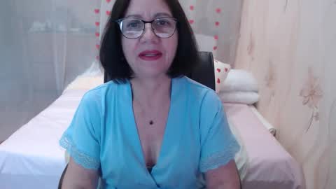 Snapshot of olgahottie chatting on 6, 10, 2025 OlgaHottie online show from 6, 10, 2025