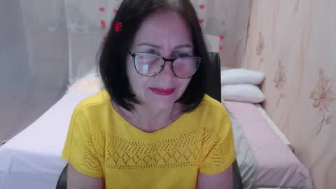 Snapshot of olgahottie chatting on 12, 10, 2025 OlgaHottie online show from 12, 10, 2025