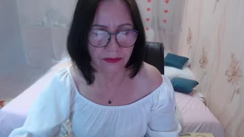 Snapshot of olgahottie chatting on 22, 10, 2025 OlgaHottie online show from 22, 10, 2025