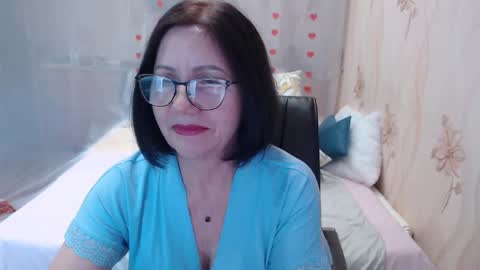 Snapshot of olgahottie chatting on 3, 11, 2025 OlgaHottie online show from 3, 11, 2025