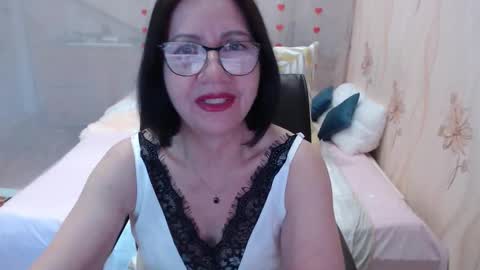 Snapshot of olgahottie chatting on 13, 11, 2025 OlgaHottie online show from 13, 11, 2025
