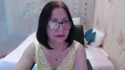 Snapshot of olgahottie chatting on 20, 11, 2025 OlgaHottie online show from 20, 11, 2025