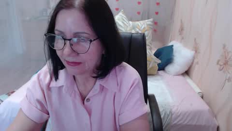 Snapshot of olgahottie chatting on 21, 11, 2025 OlgaHottie online show from 21, 11, 2025