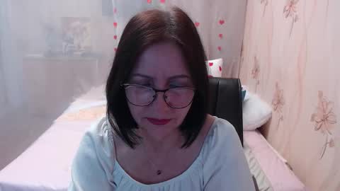Snapshot of olgahottie chatting on 4, 12, 2025 OlgaHottie online show from 4, 12, 2025