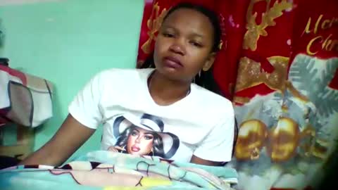 Snapshot of olgamariah203875 chatting on 11, 9, 2025 olgamariah203875 online show from 11, 9, 2025