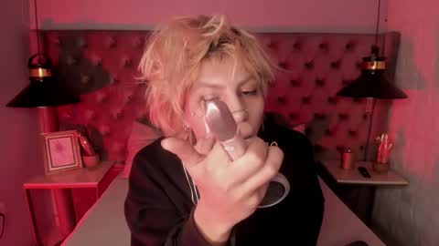 oliiverr22 online show from 2, 12, 2025