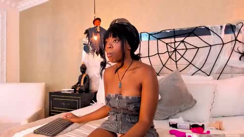 Snapshot of oliiviagarciaa chatting on 13, 10, 2025 OliiviaGarciaa online show from 13, 10, 2025