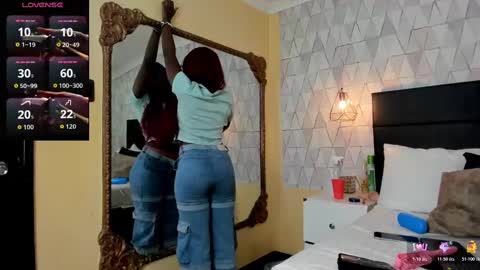 Snapshot of oliiviagarciaa chatting on 13, 11, 2025 OliiviaGarciaa online show from 13, 11, 2025