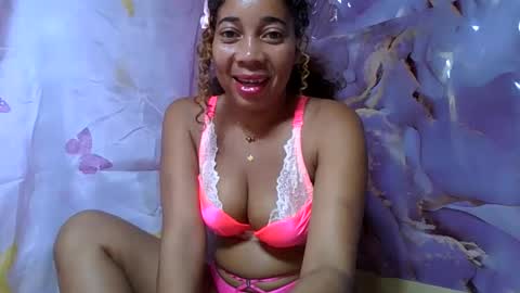 olinaa online show from 6, 6, 2026