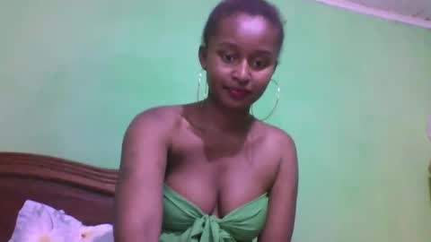 olinah610 online show from 27, 10, 2025