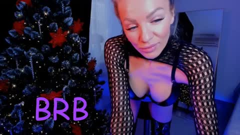 oliva_candy online show from 1, 2, 2025