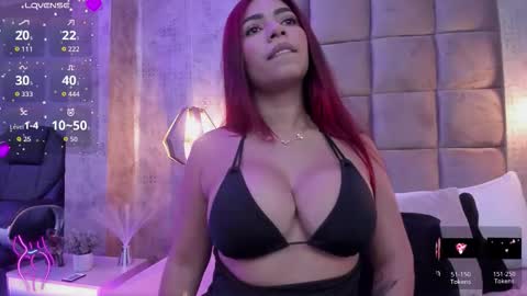 Olivia Kollins  online show from 22, 10, 2025