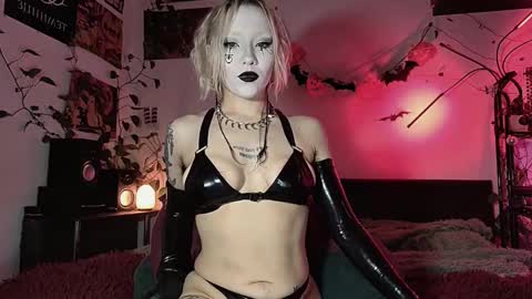 Snapshot of olivecum chatting on 30, 10, 2025 Olive online show from 30, 10, 2025